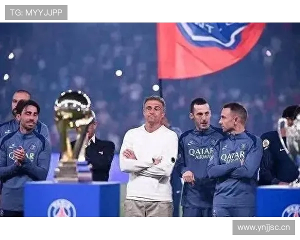 恩里克称糟糕草坪增加比赛难度并透露登贝莱主罚点球是他的决定